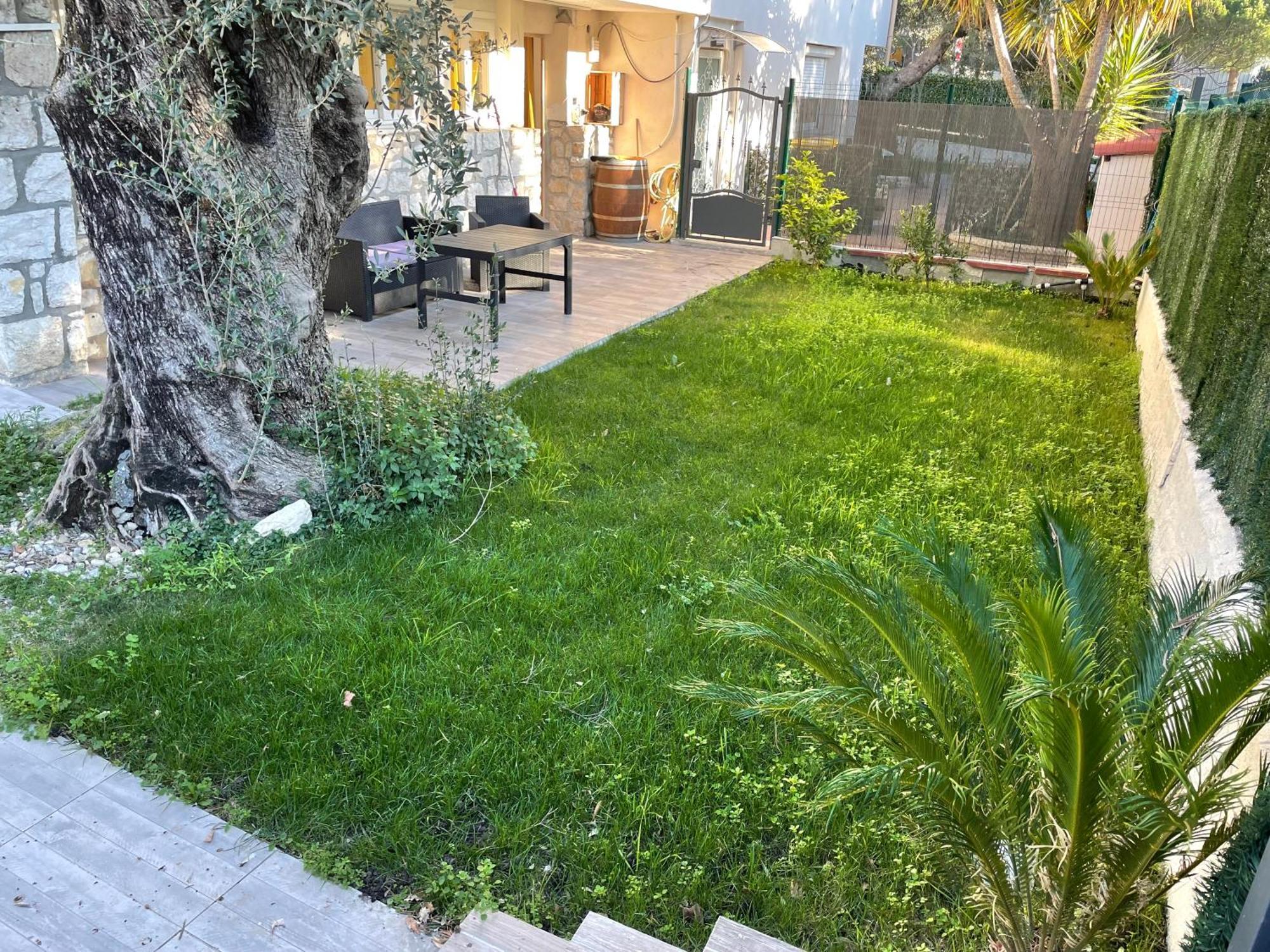 Joli Rez De Jardin 4 Pieces A Cagnes Sur Mer Exterior foto